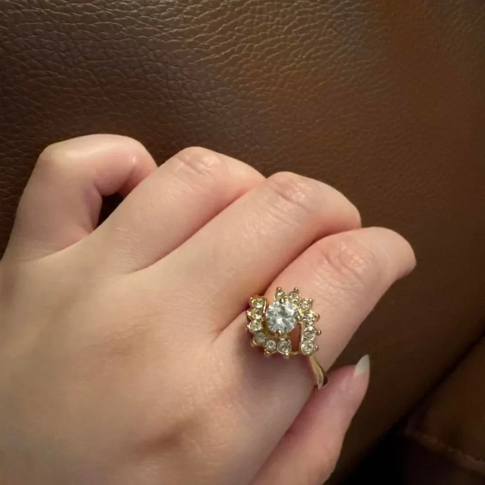 Source Unknown eye ring